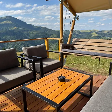 понад хмарами Luxury tent Verkhovyna