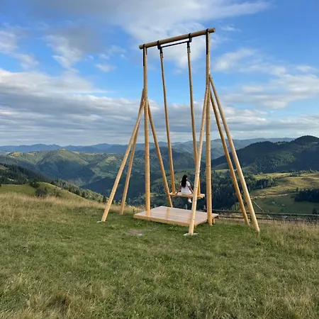 Luxury tent понад хмарами *