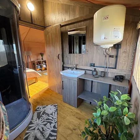 понад хмарами Luxury tent Verkhovyna